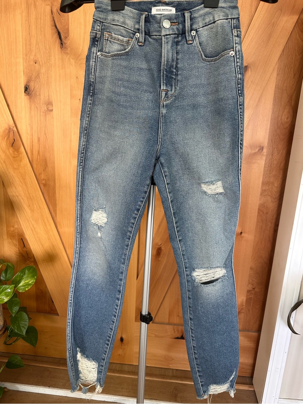 Good American Good Curve Skinny Crop Jeans - Size 2 / 26